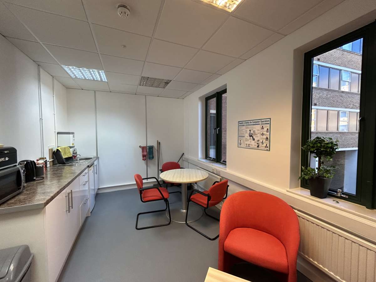 Office in Exeter - photo 3