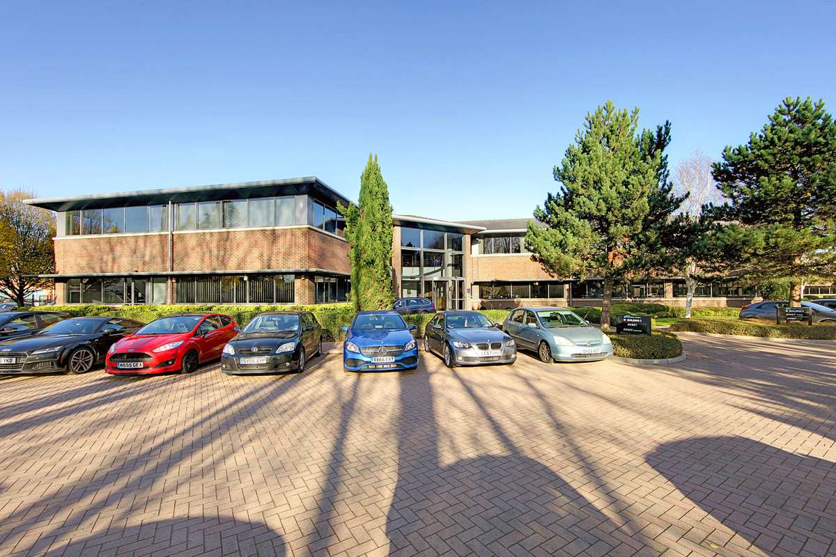 Office in Maidenhead - photo 3