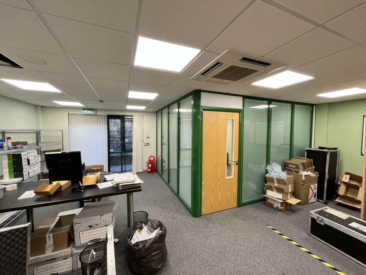 Office in Exeter - photo 2