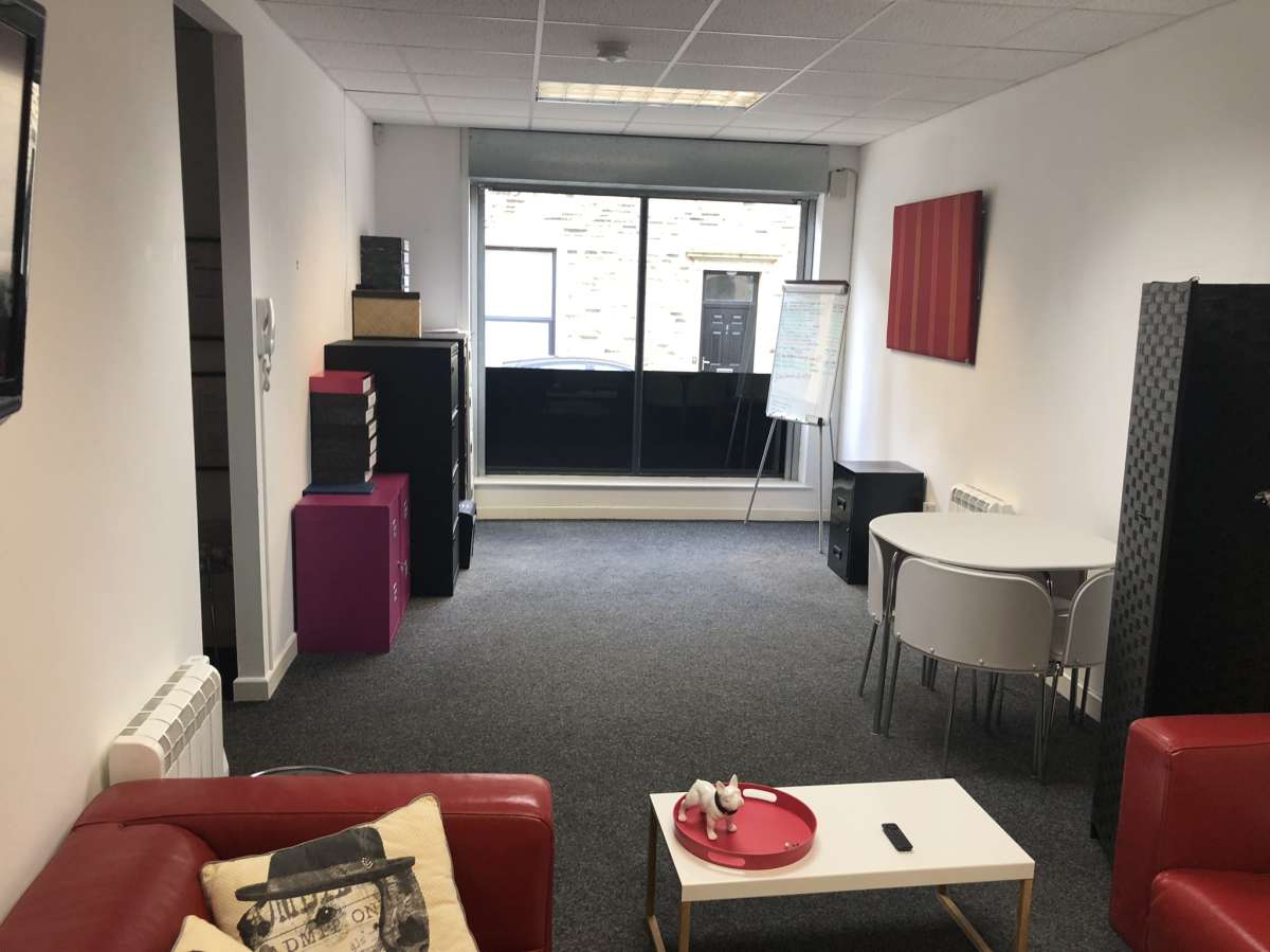 Office in Halifax - photo 4