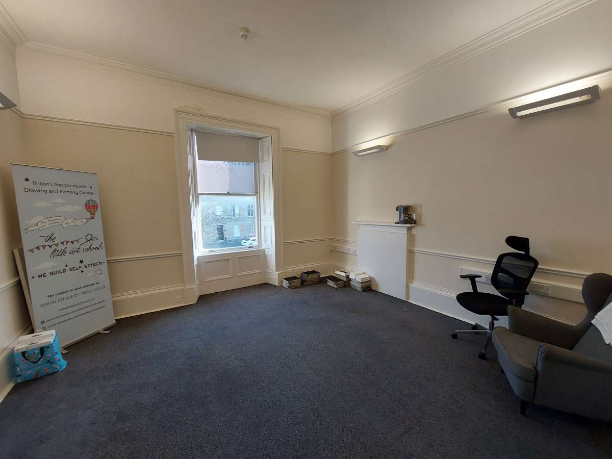 Office in Ayr - photo 3