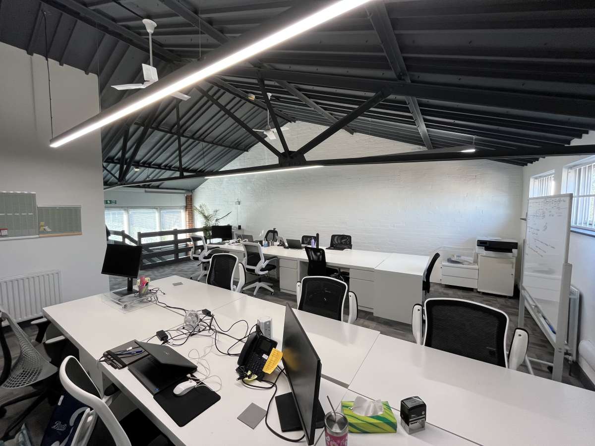 Office in Loughborough - photo 2