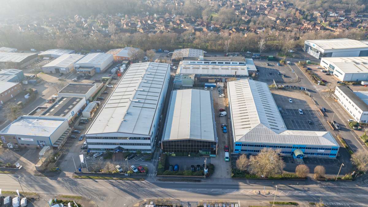 Industrial Unit in Eastleigh - photo 3