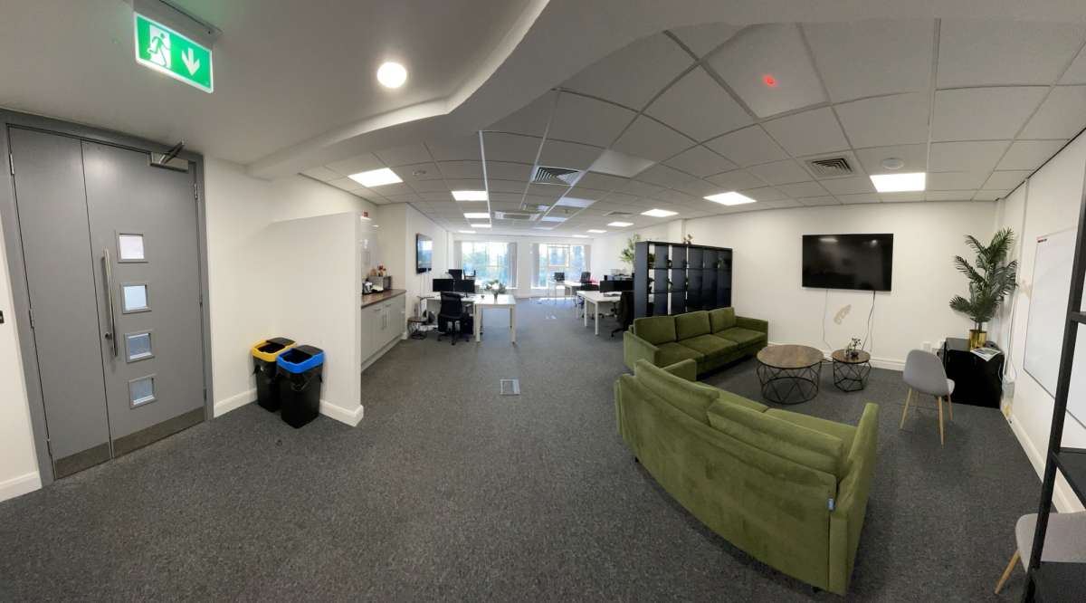 Office in Manchester - photo 4