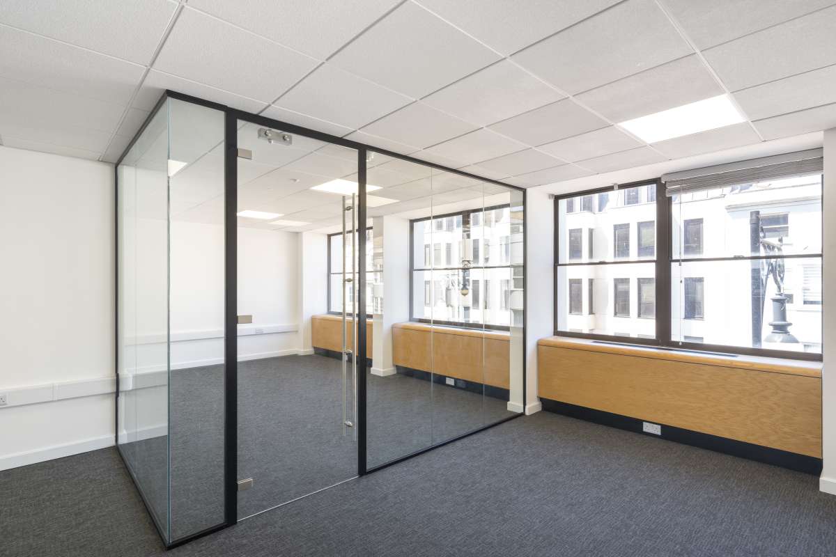 Office in Brighton - photo 3