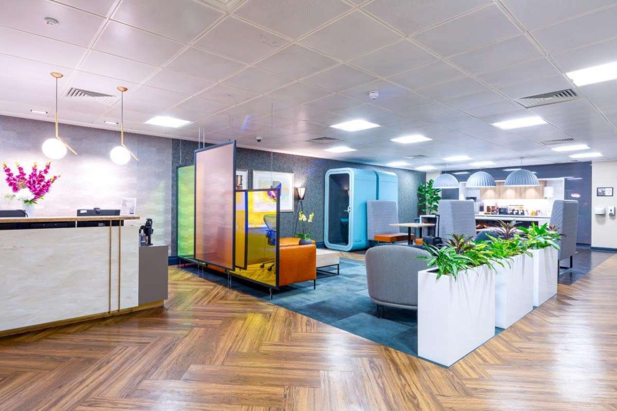 Office in London - photo 4