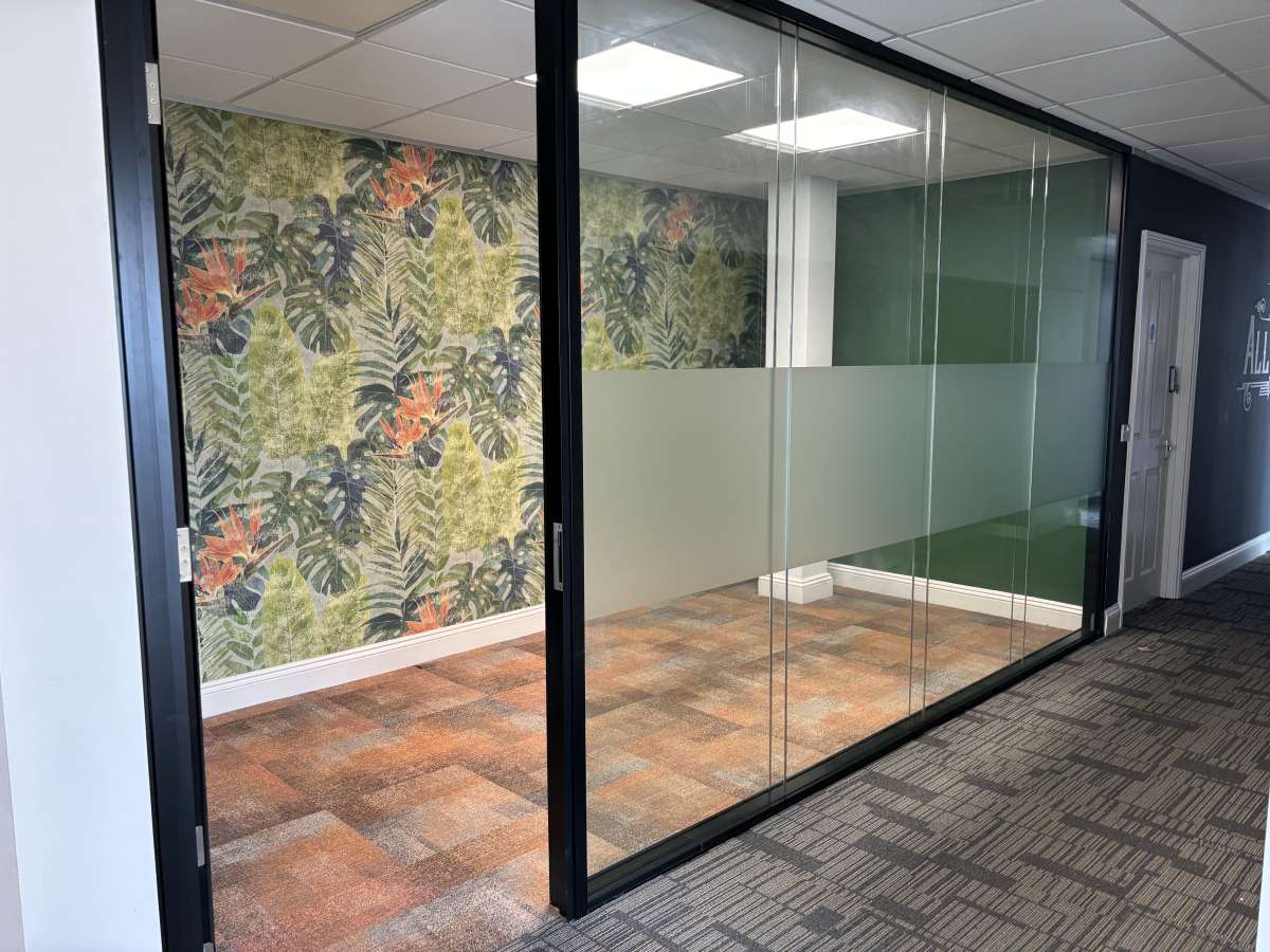 Office in Hove - photo 3