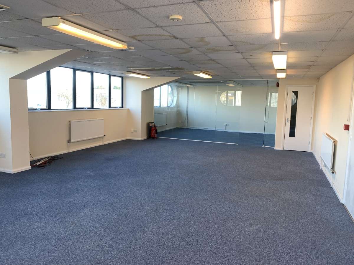 Office in Worthing - photo 2