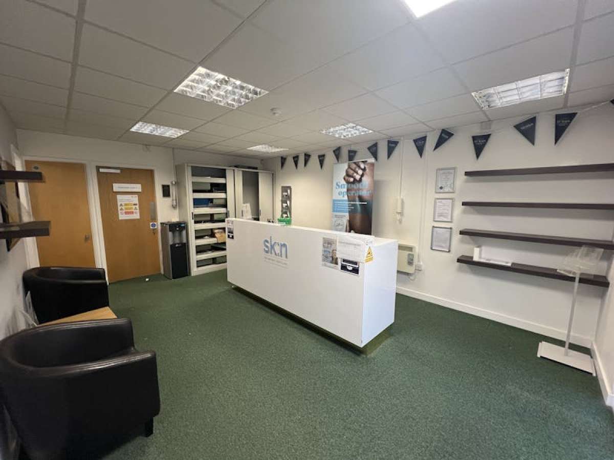 Office in Portsmouth - photo 3