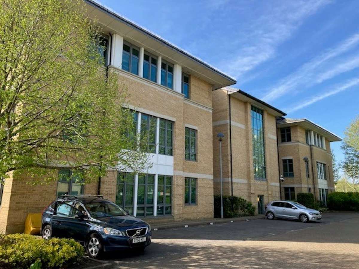 Office in Camberley - photo 3