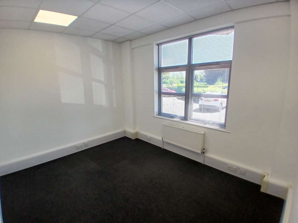 Office in St Ives (Cambs) - photo 3