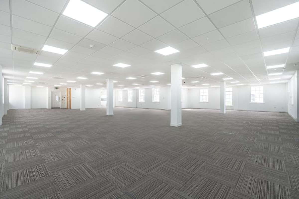 Office To Let, Chertsey