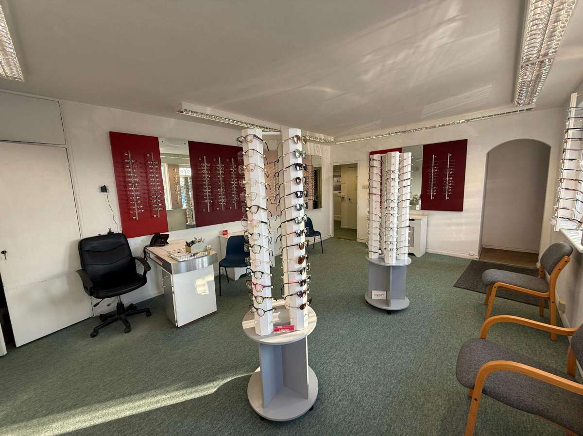 Office in Waterlooville - photo 3