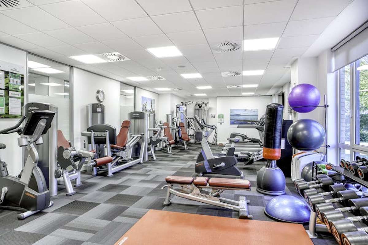 Office in Camberley - photo 4