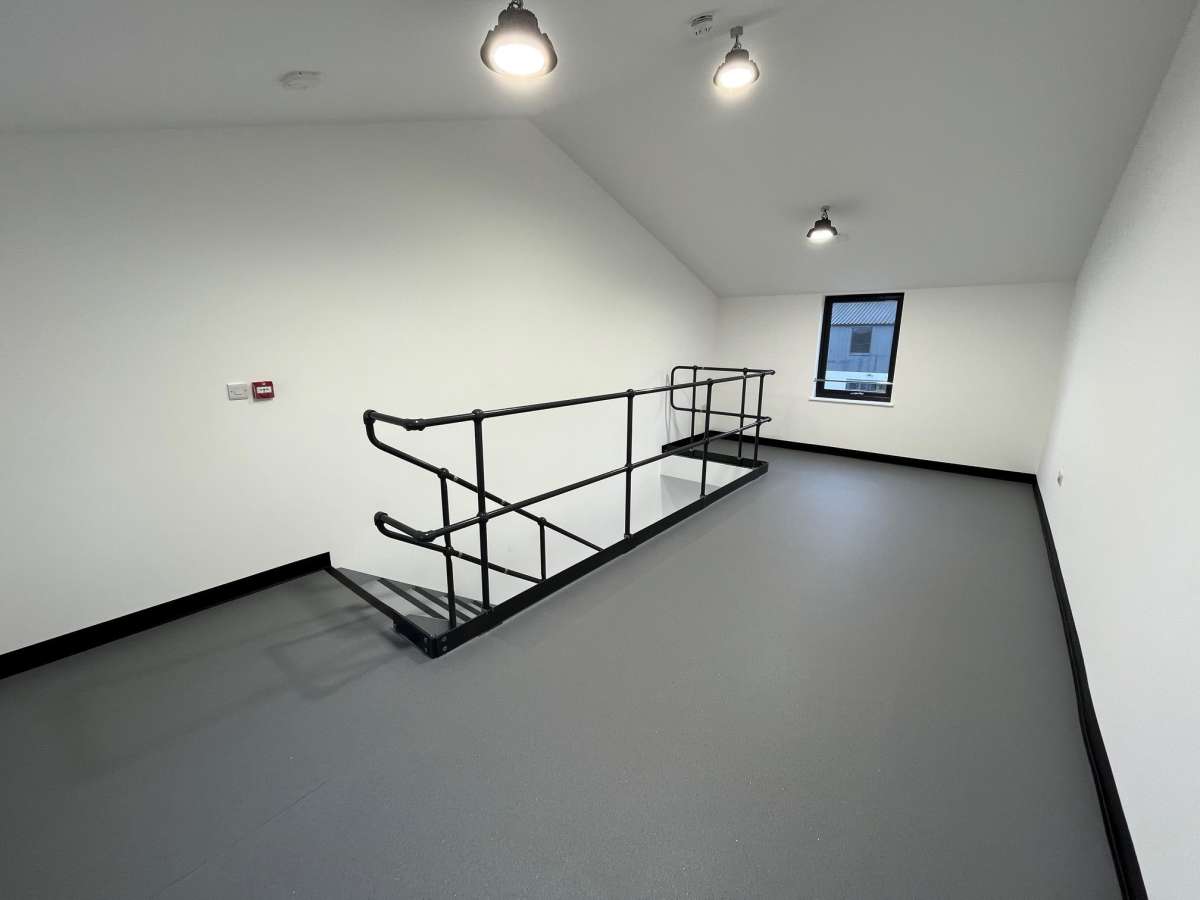 Office in Colchester - photo 4