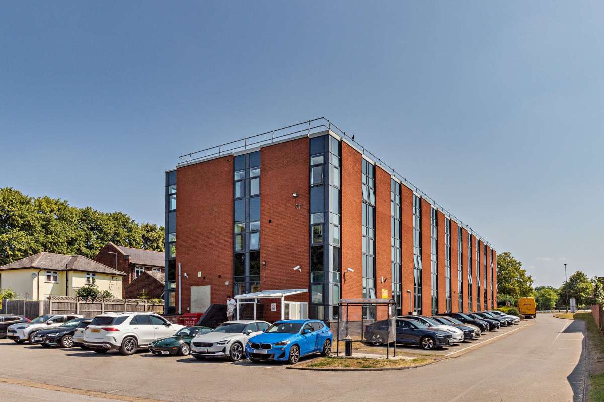 Office in Newmarket - photo 2