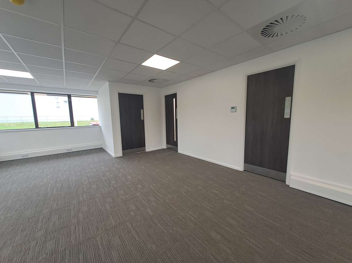 Office in Plymouth - photo 3