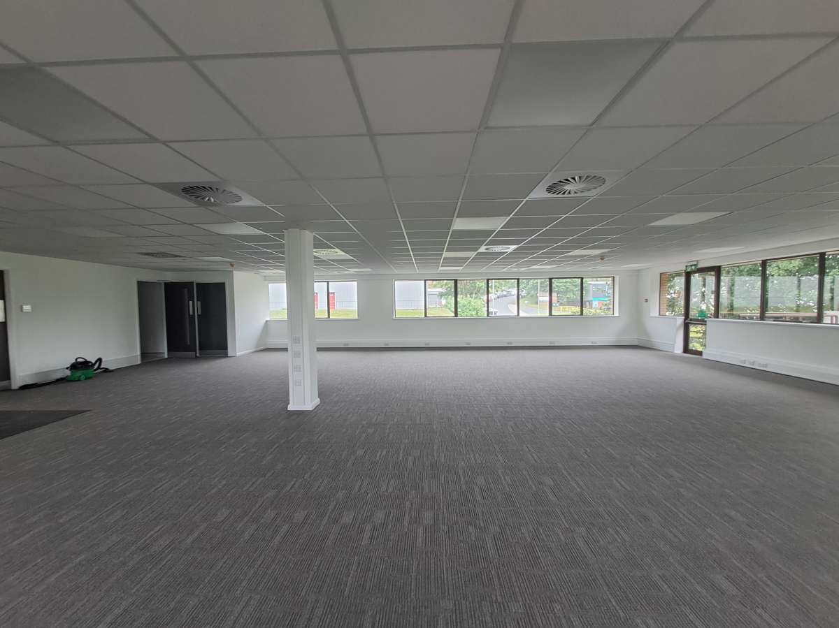 Office in Plymouth - photo 4