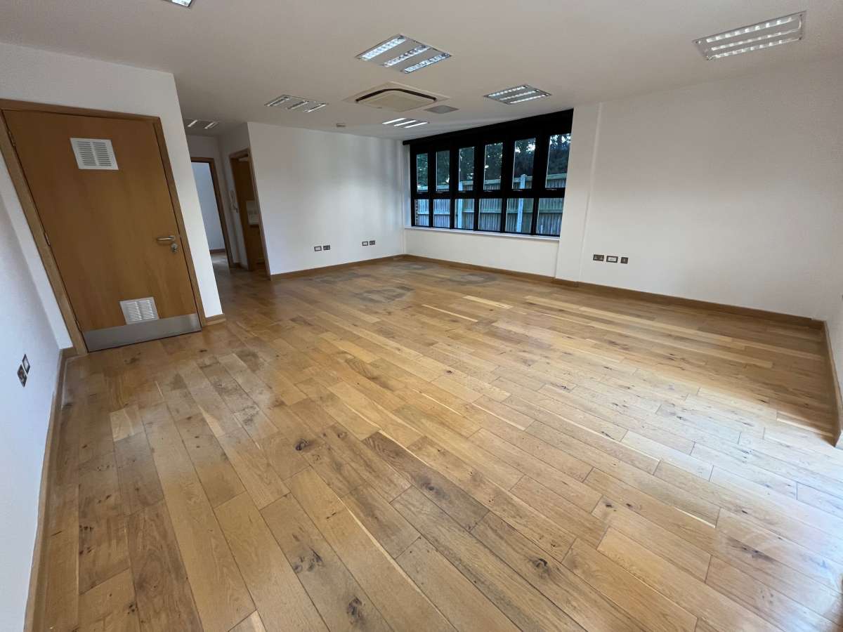 Office in Colchester - photo 4