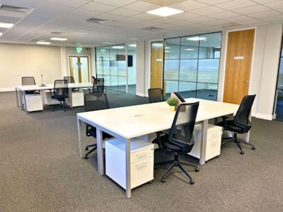 Office in Peterborough - photo 3