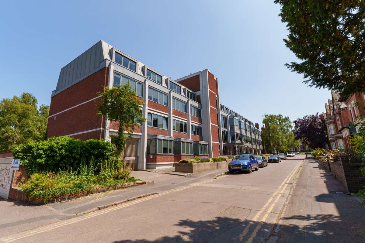 Office in Leicester - photo 3