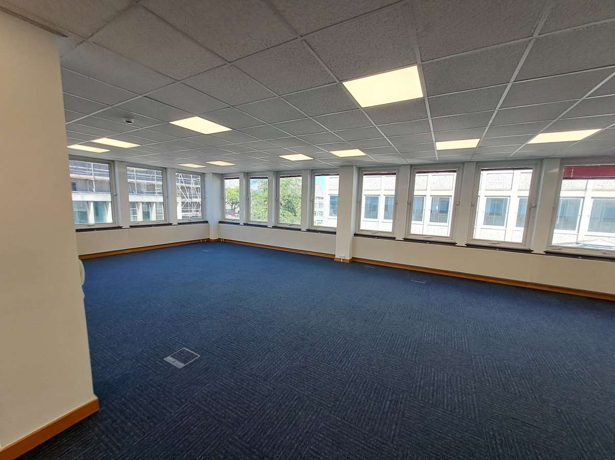 Office in Plymouth - photo 4