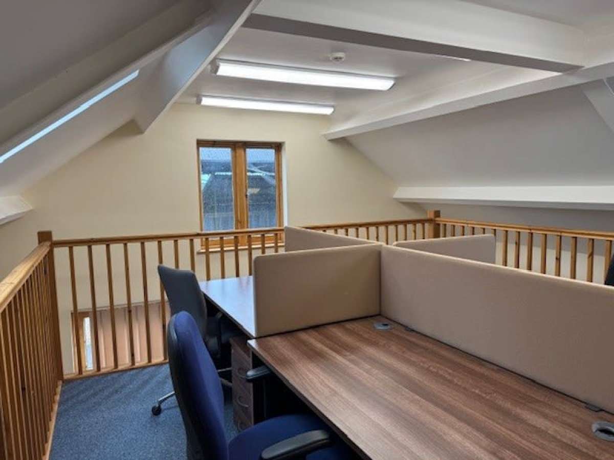 Office in Northampton - photo 4