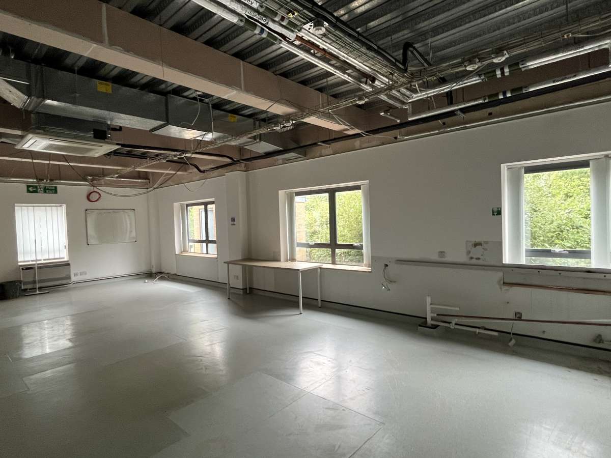 Office in Exeter - photo 4