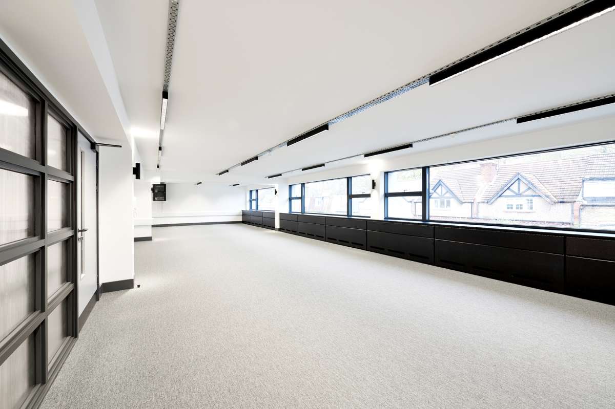 Office in Caterham - photo 3