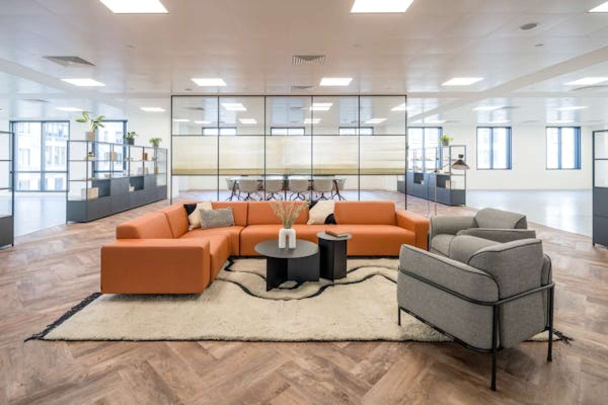 Office in London - photo 2