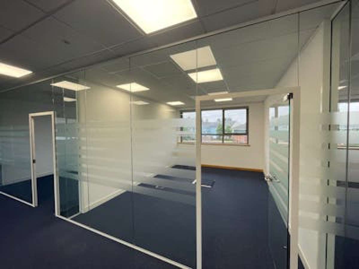 Office in Northampton - photo 2