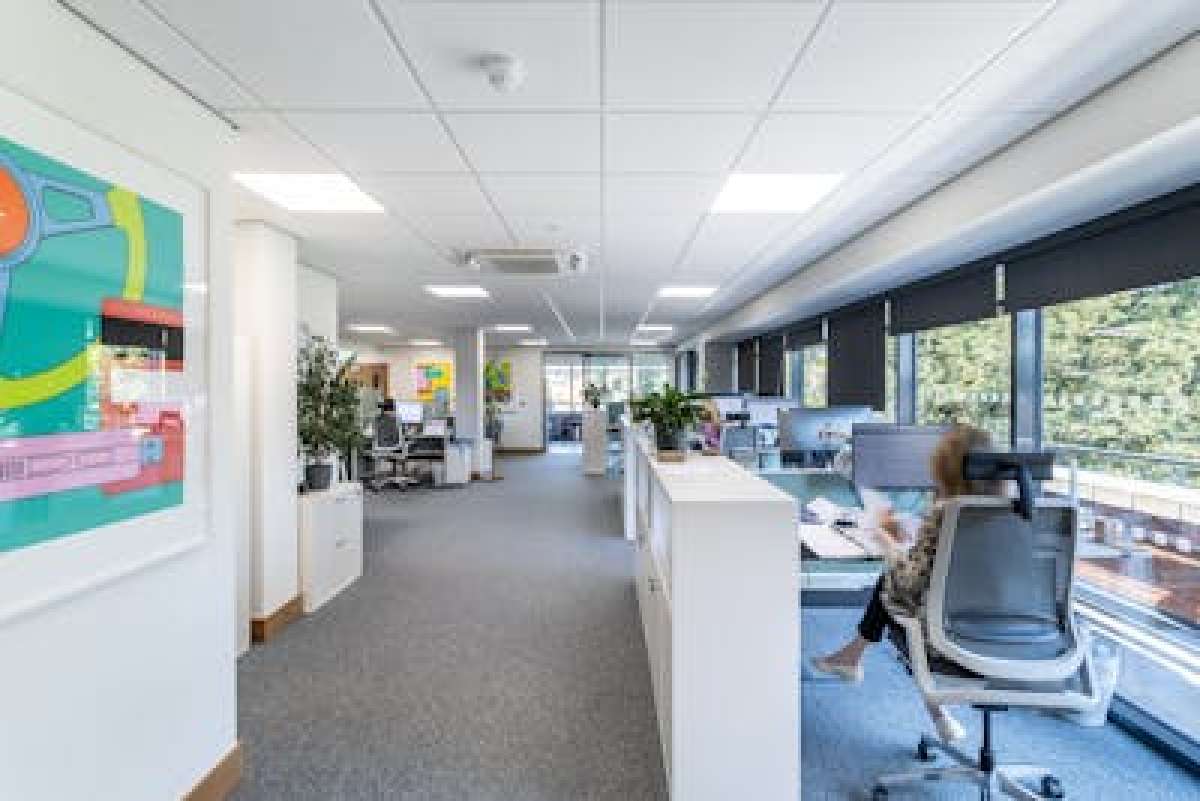 Office in Market Harborough - photo 4