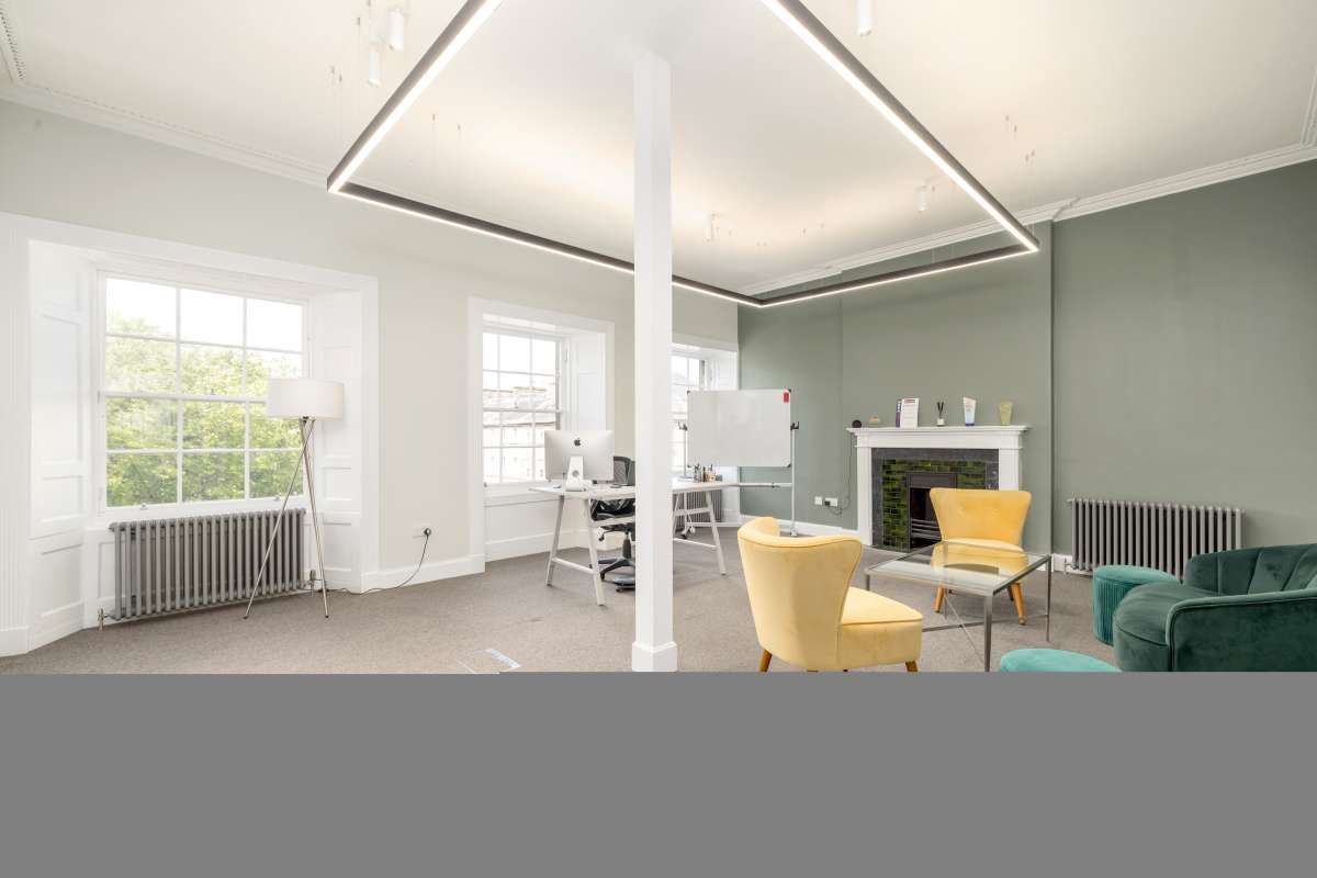 Office in Edinburgh - photo 3