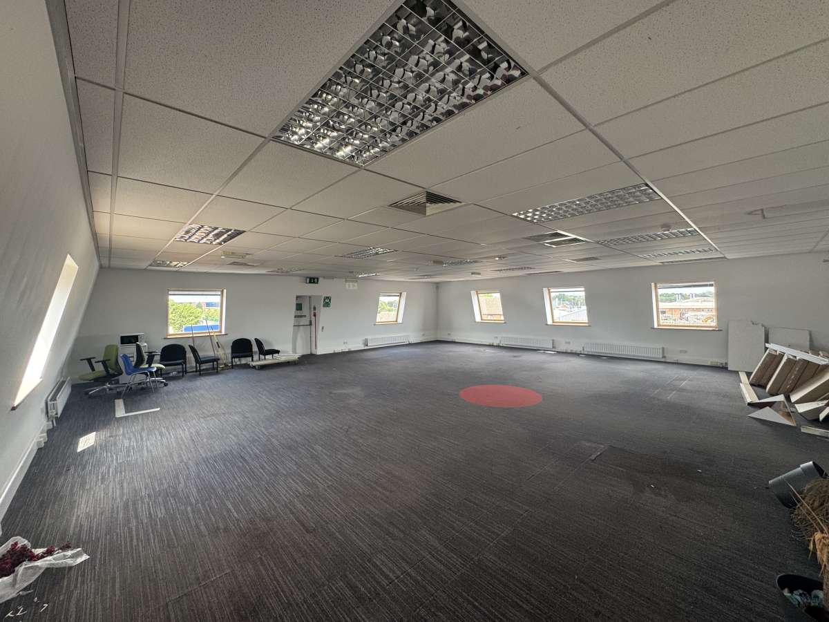 Office in Loughborough - photo 4