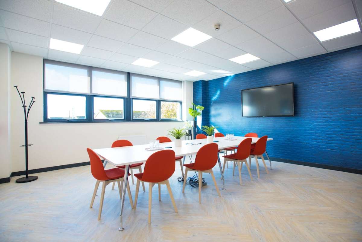 Office in Christchurch - photo 3