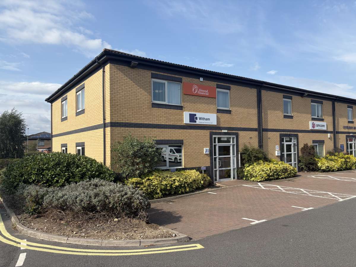 Office in Lincoln - photo 2