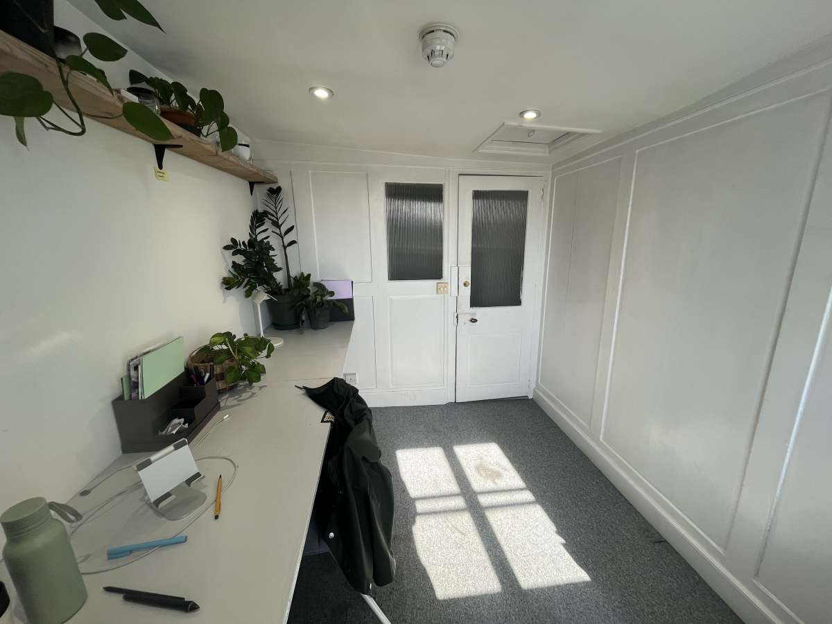 Office in Bath - photo 3