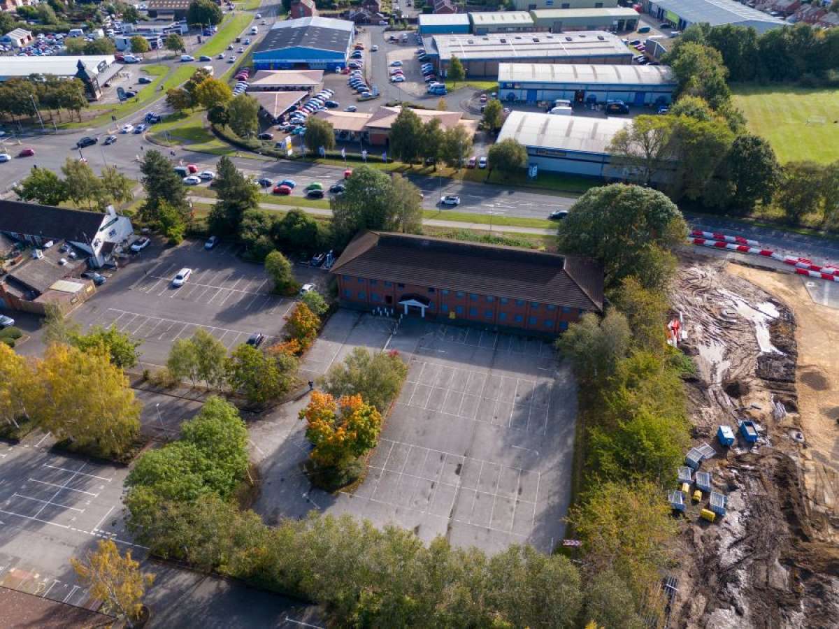 Office in Lincoln - photo 3