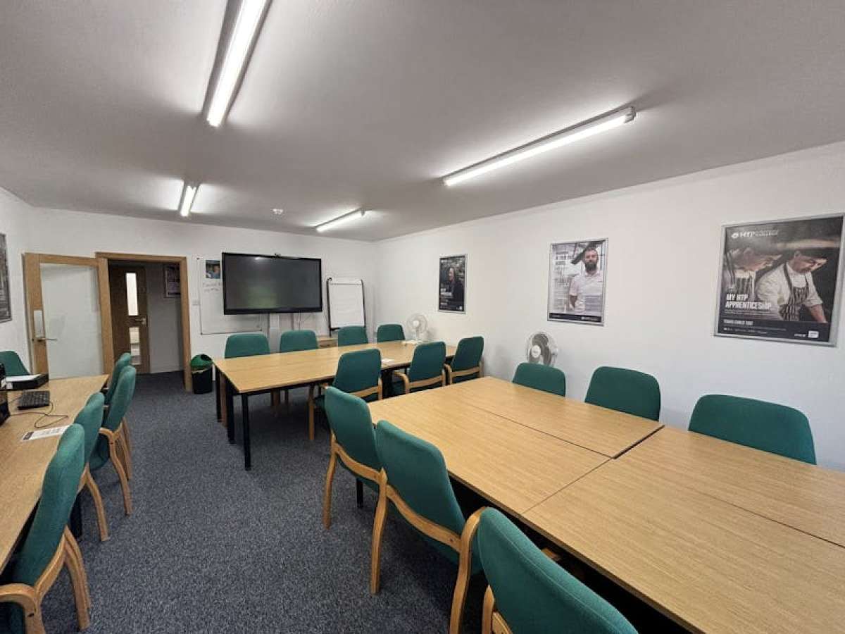 Office in Portsmouth - photo 2