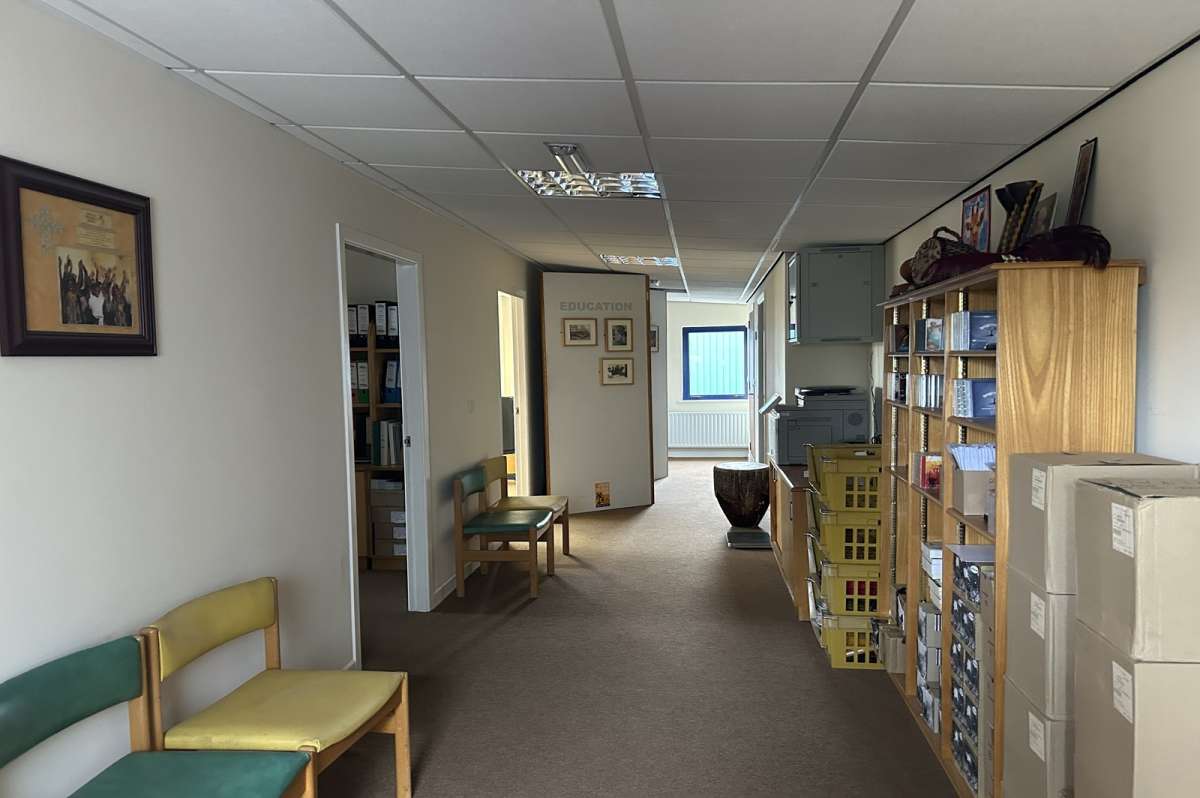 Office in Lisburn - photo 3