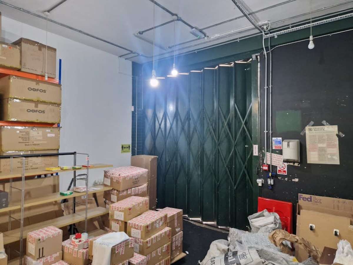 Office in London - photo 4