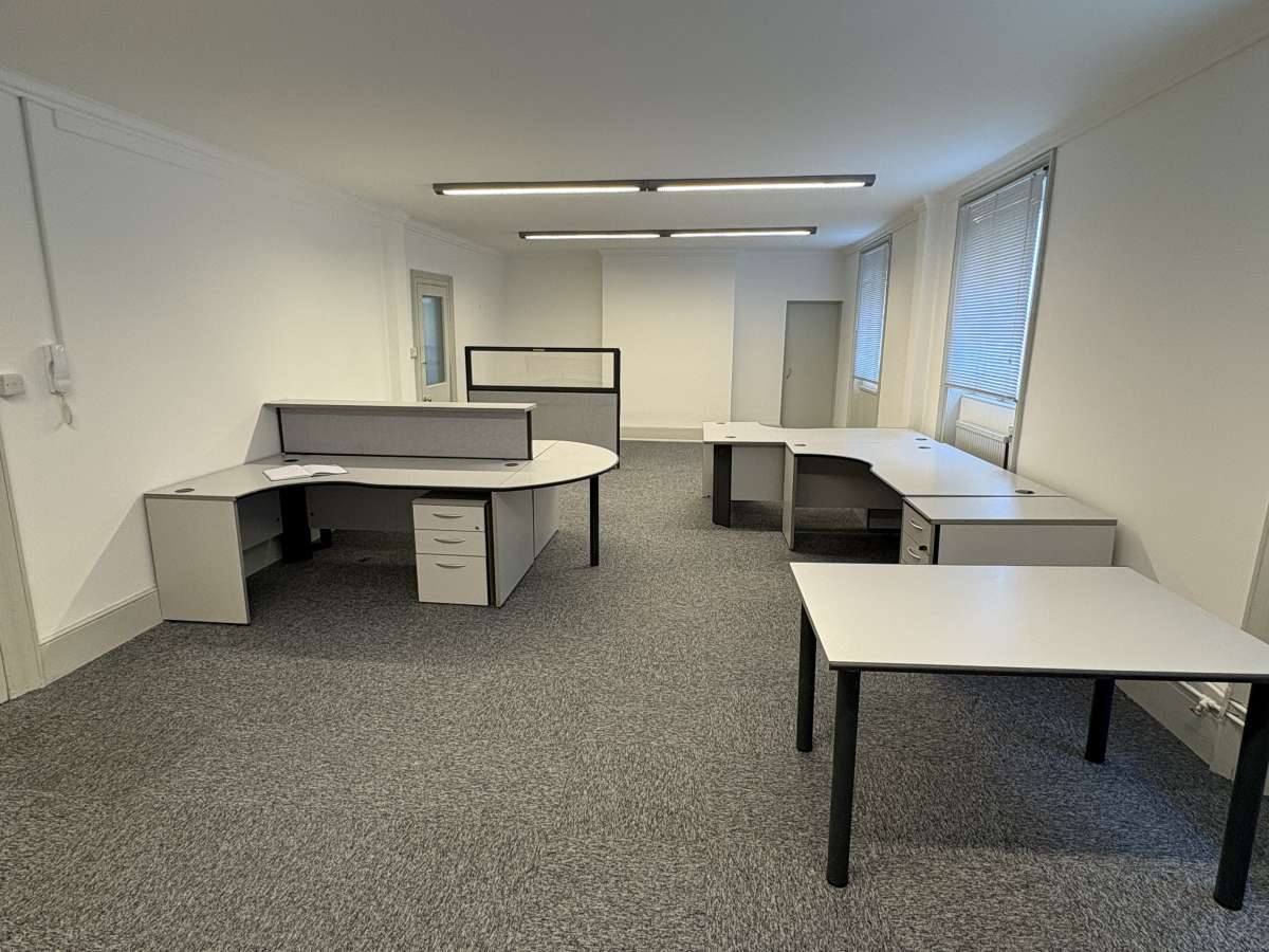 Office in Southampton - photo 4