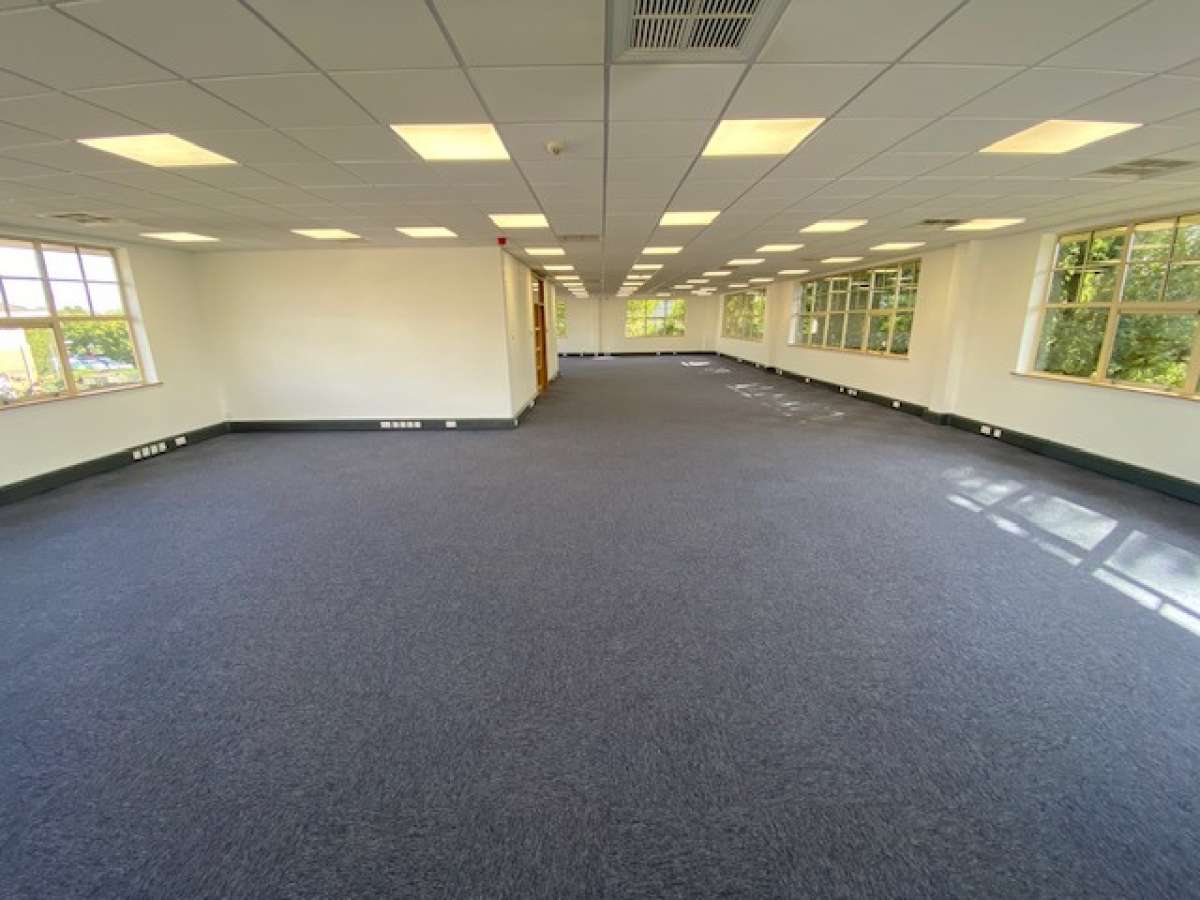 Office in St Ives (Cambs) - photo 2