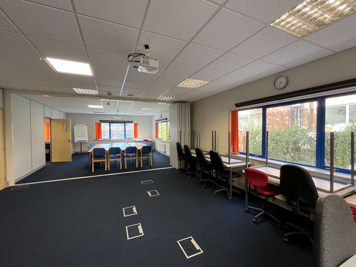 Office in Exeter - photo 3