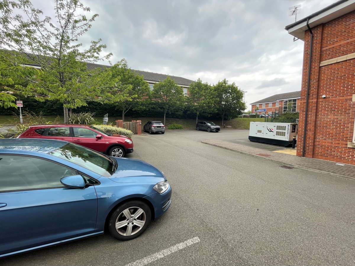 Office in Leicester - photo 2