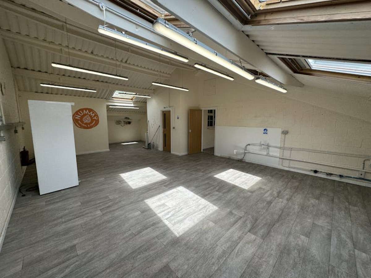 Office in Liphook - photo 4