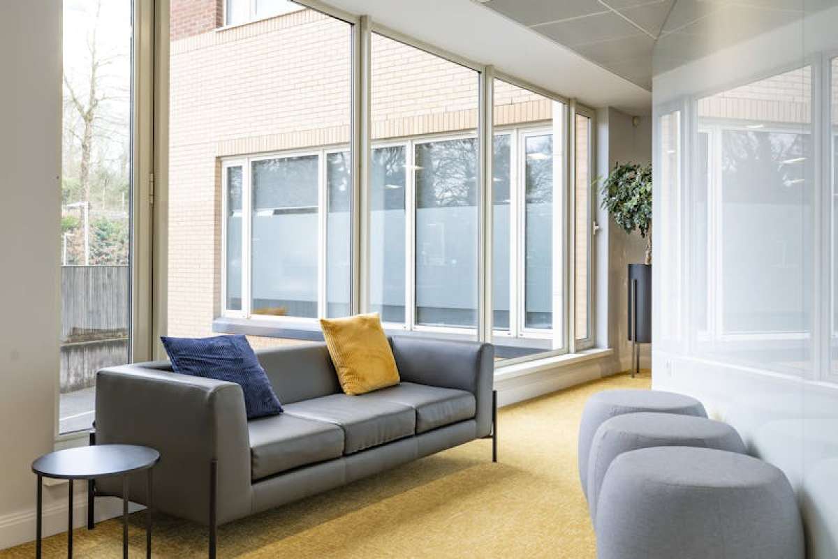 Office in Farnborough - photo 2