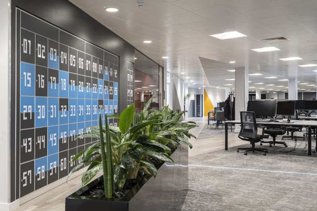 Office in Farnborough - photo 4