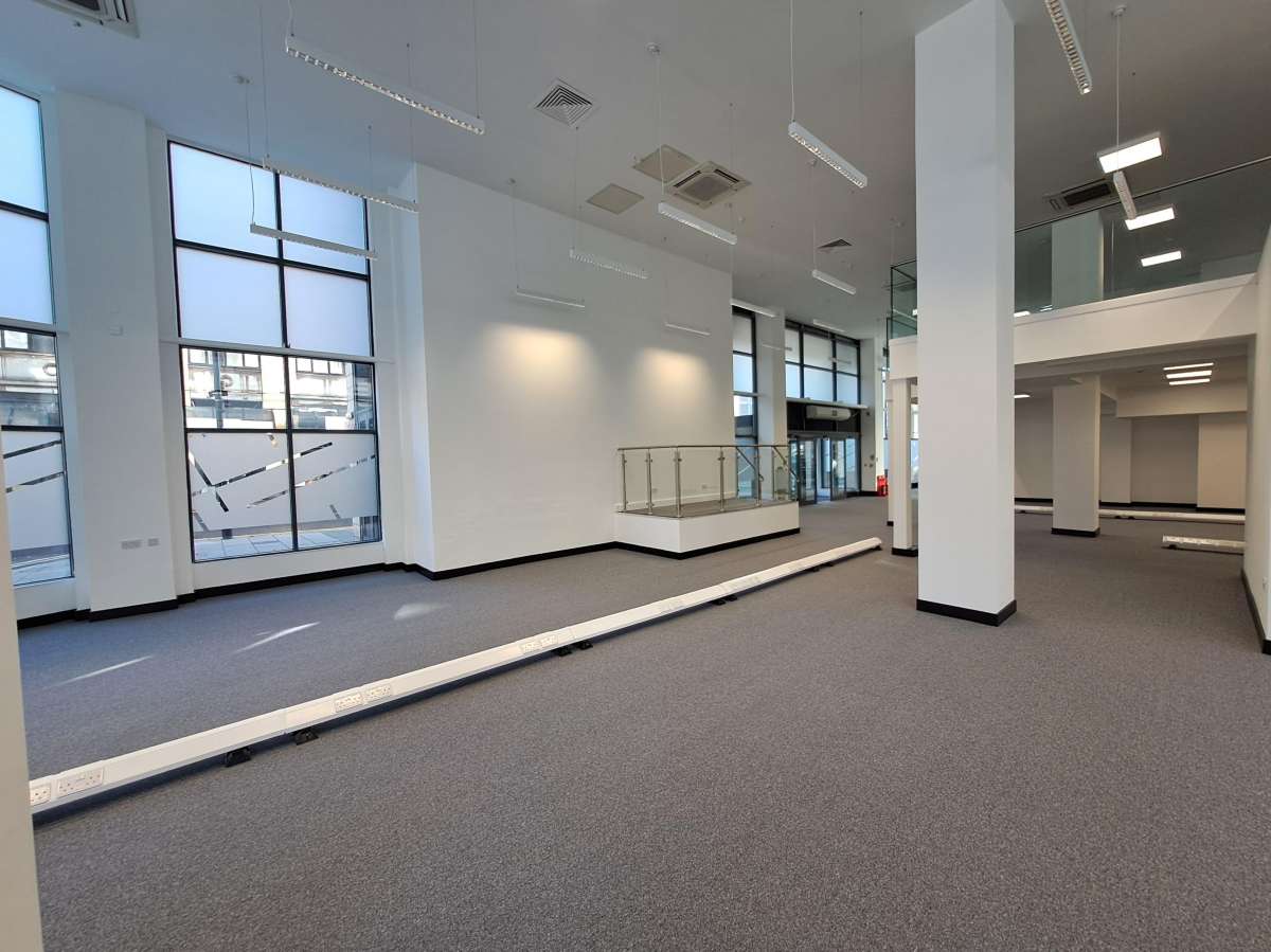 Office in Newcastle Upon Tyne - photo 3