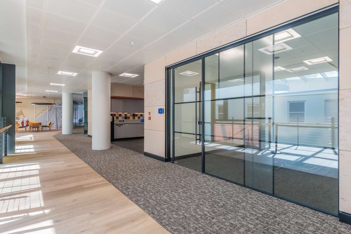 Office in Bristol - photo 3